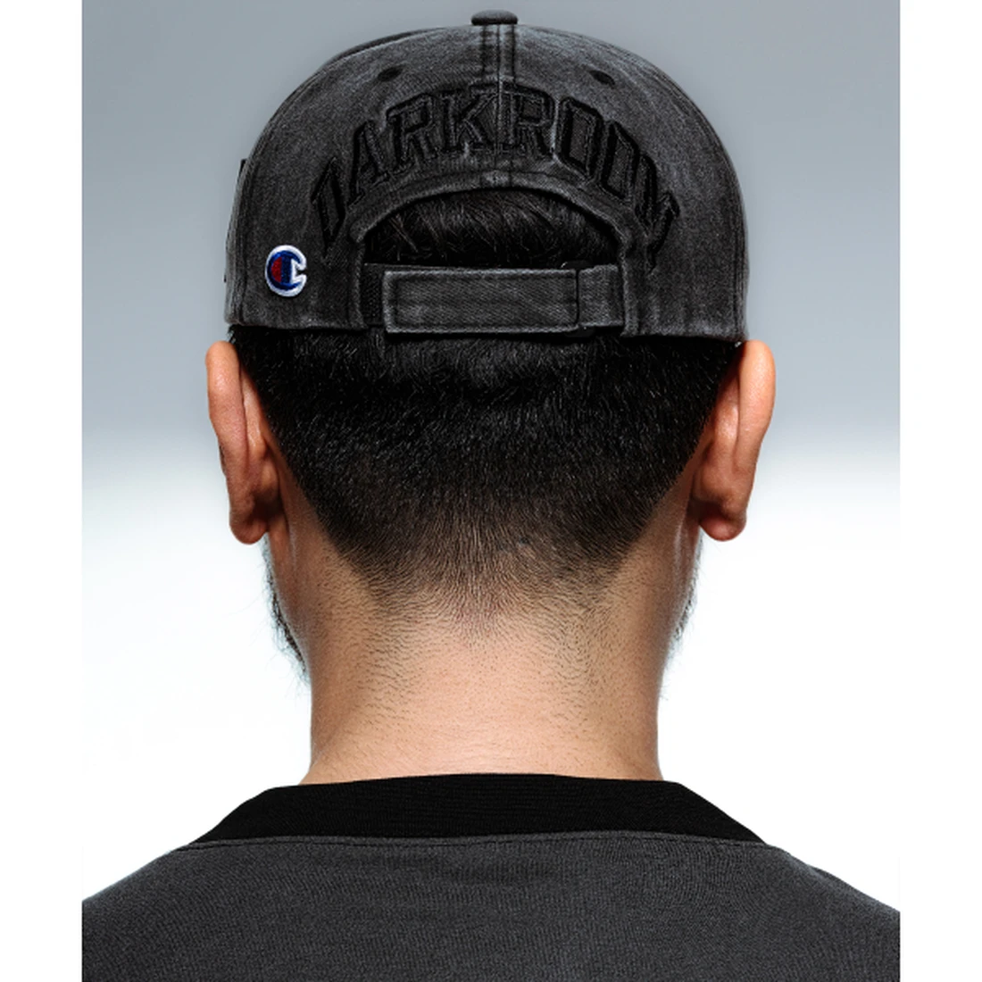 챔피온 X 다크룸 스튜디오 6패널 볼캡 차콜 CHPU261KCJP007CC