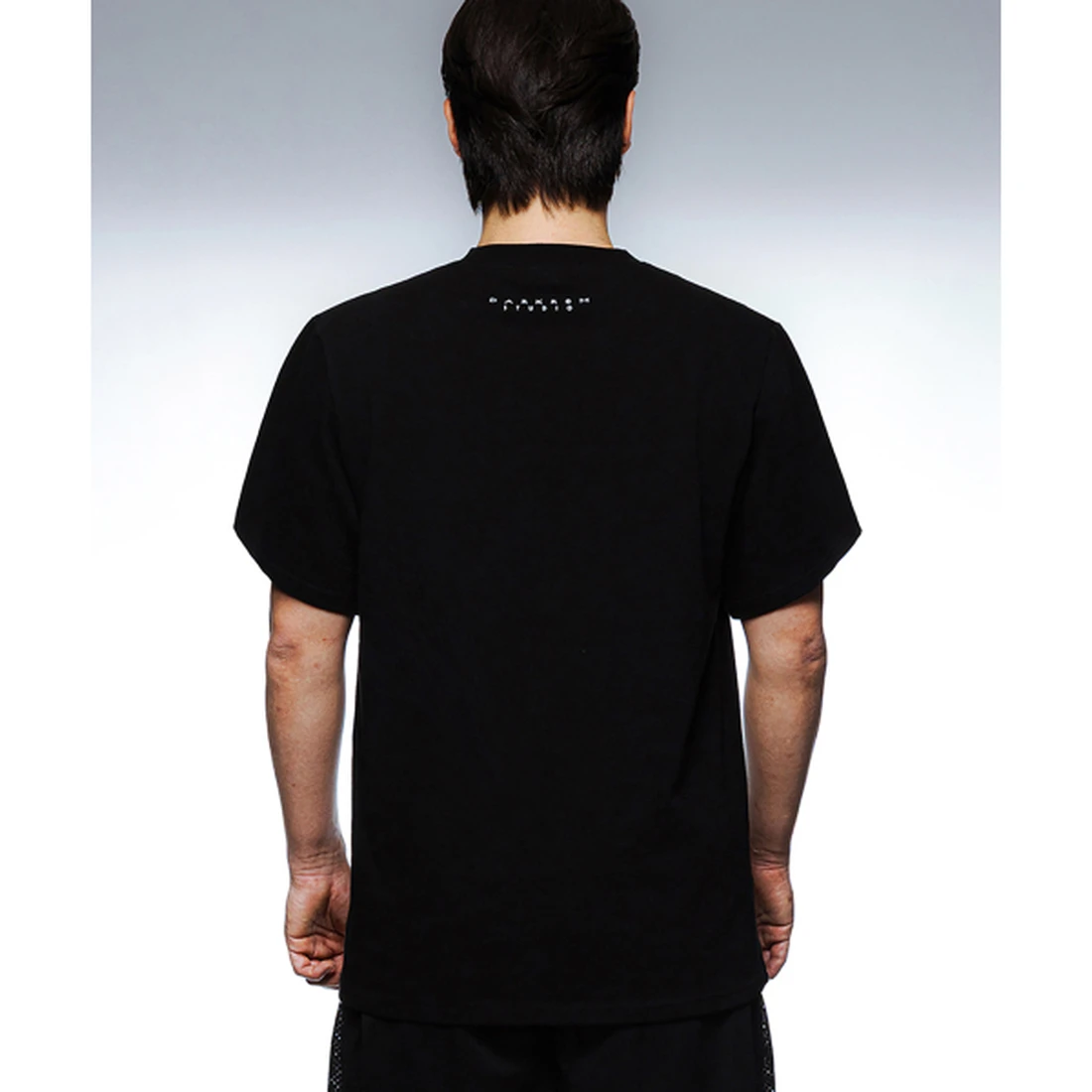 챔피온 X 다크룸 스튜디오 반팔 티셔츠 블랙 CHPU261KCJP005BK