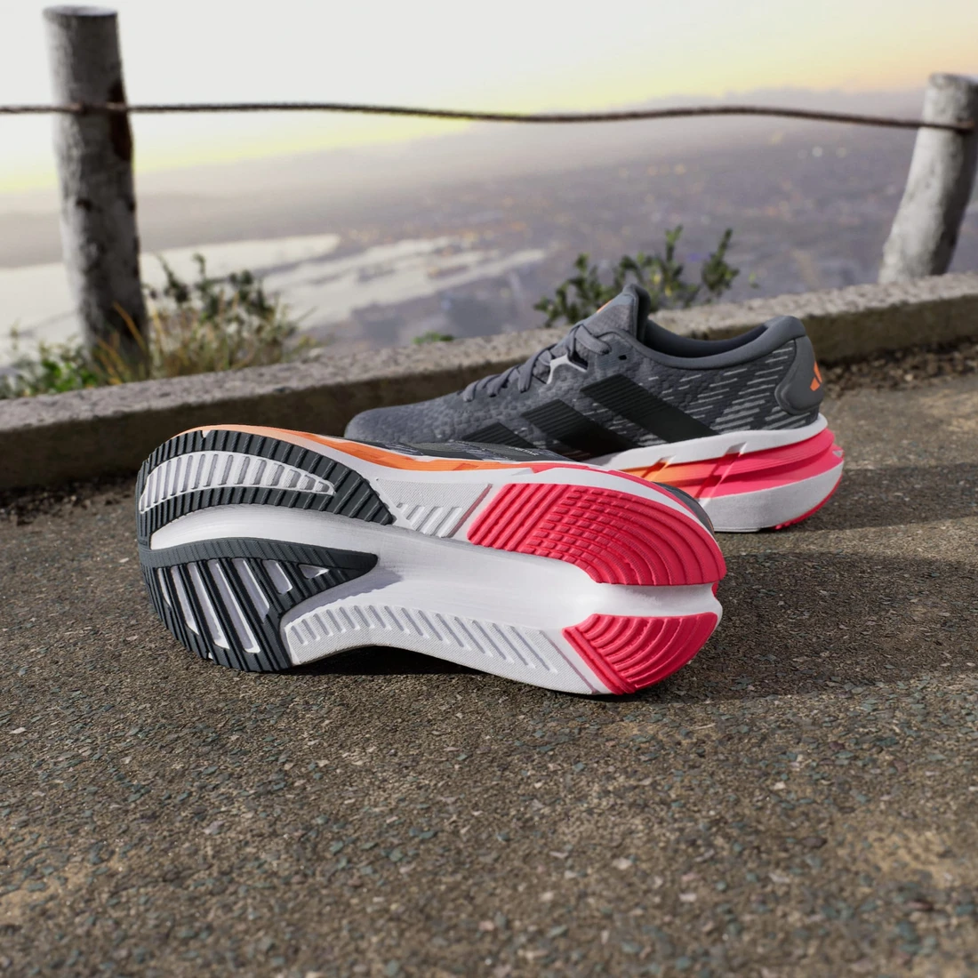 아디다스 아디스타 4 러닝화 JP6576