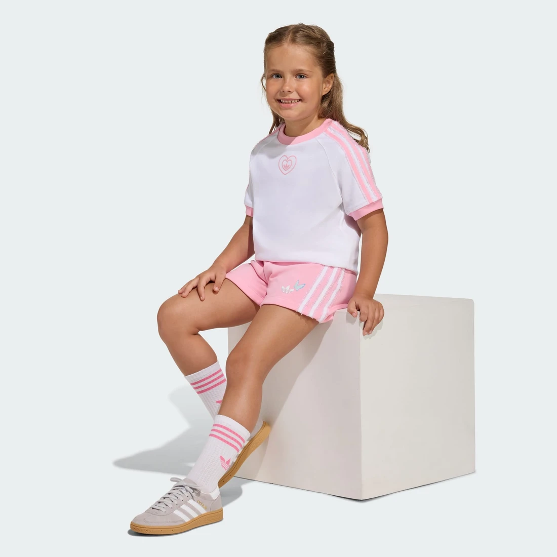 아디다스 ADIDAS DISNEY 쇼츠 티셔츠 세트 KE0700