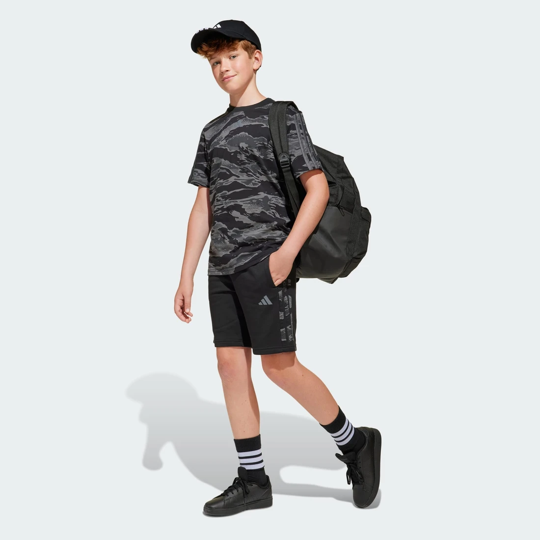 아디다스 뉴 로고 자수 베이스볼 캡 블랙 화이트 JN6589