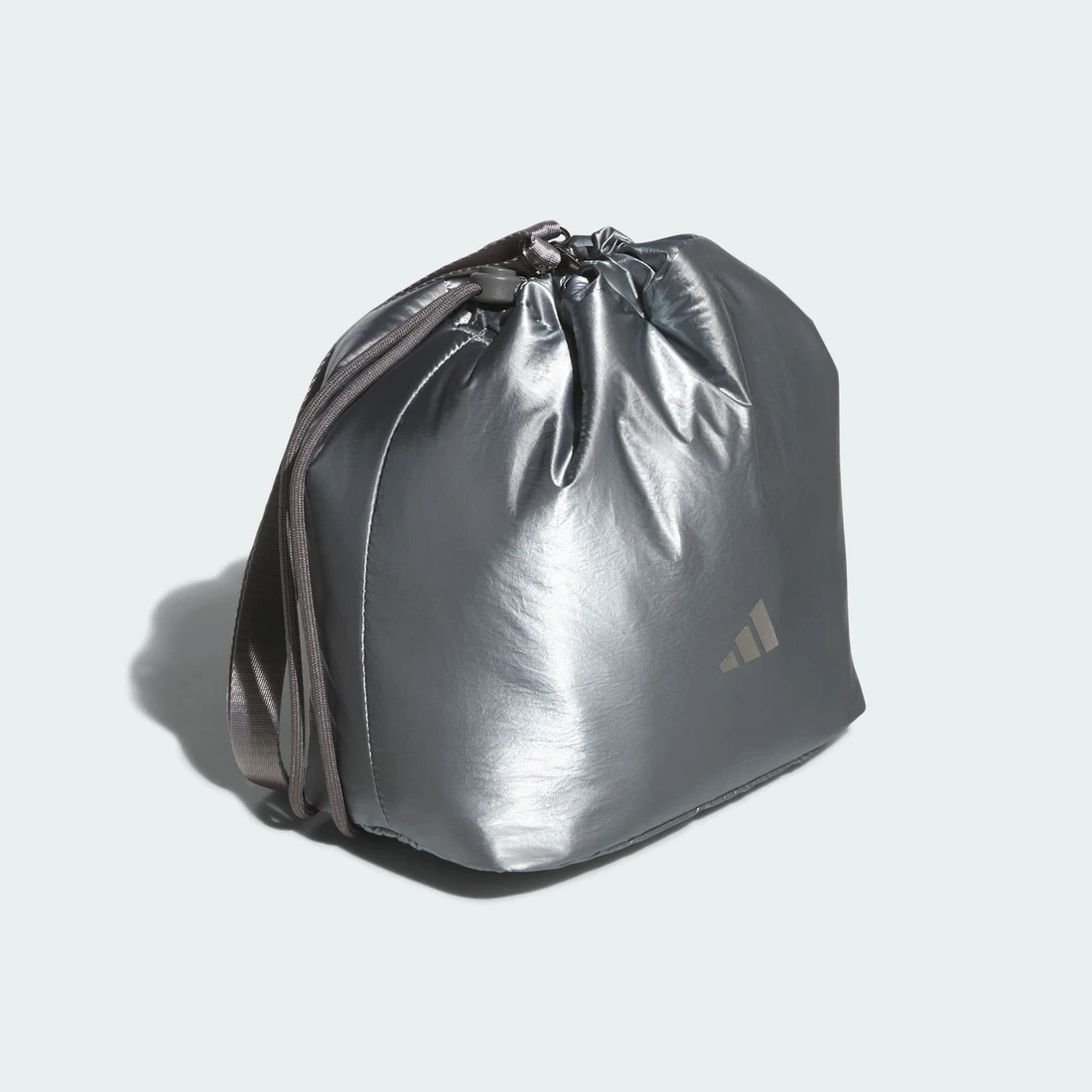 아디다스 메탈 스몰 백 KE7470