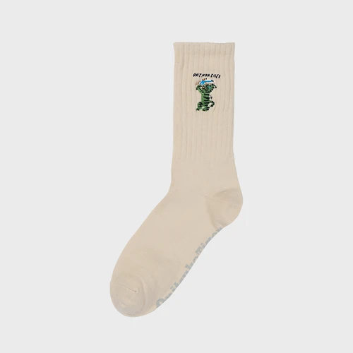 오니츠카 타이거 미들 삭스