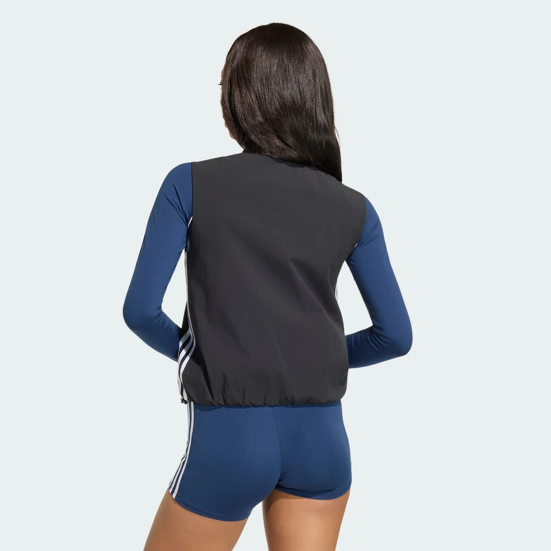 아디다스 아딜레늄 슬리브리스 트랙탑 블랙 - US 사이즈 우먼스 KY5182