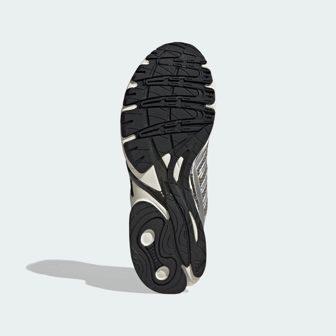 아디다스 아디스타 컨트롤 3 HQ2723