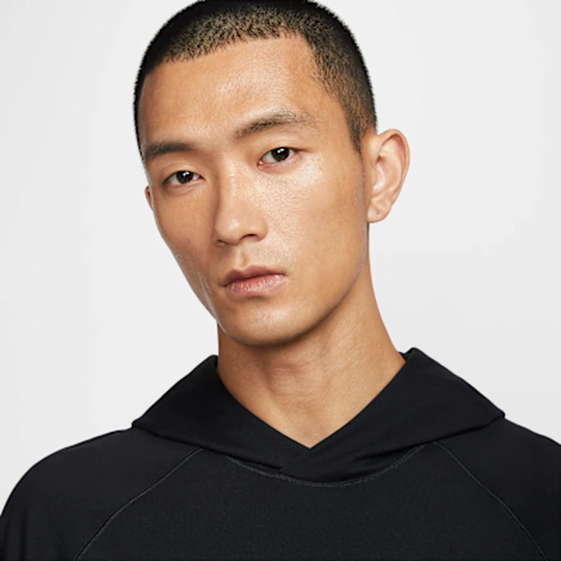 나이키 프라이머리 나노니트 남성 드라이 핏 UV 차단 풀오버 퍼포먼스 후디 II1305-010