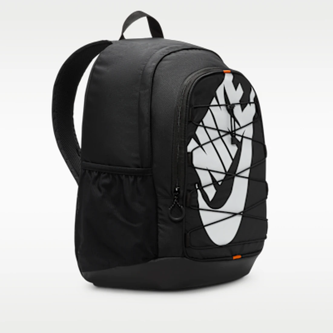 나이키 헤이워드 백팩 26L 블랙 화이트 HJ8200-010