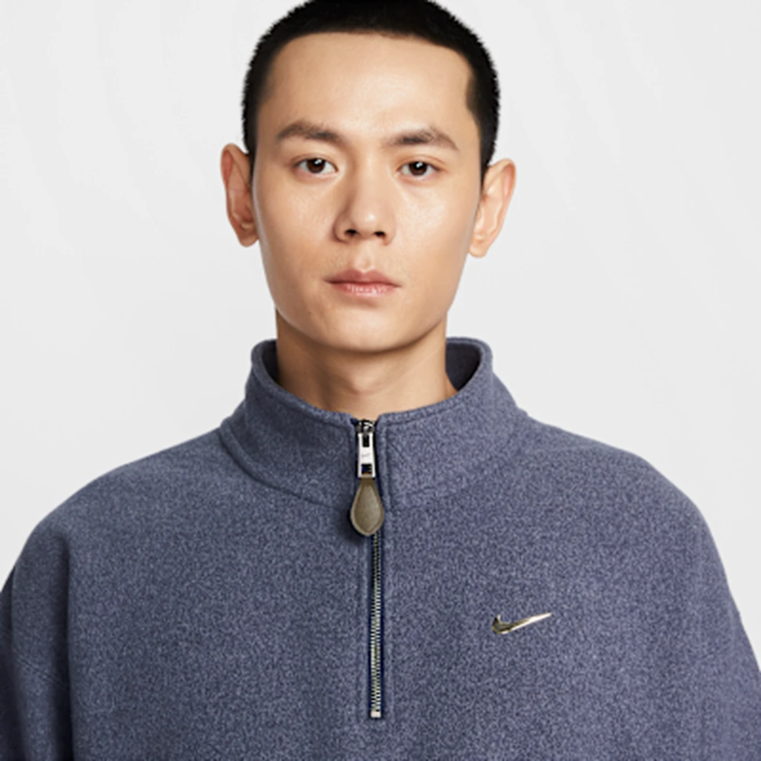 나이키 솔로 스우시 플리스 쿼터집 탑 미드나이트 네이비 (IQ3975-410) IQ3975-410