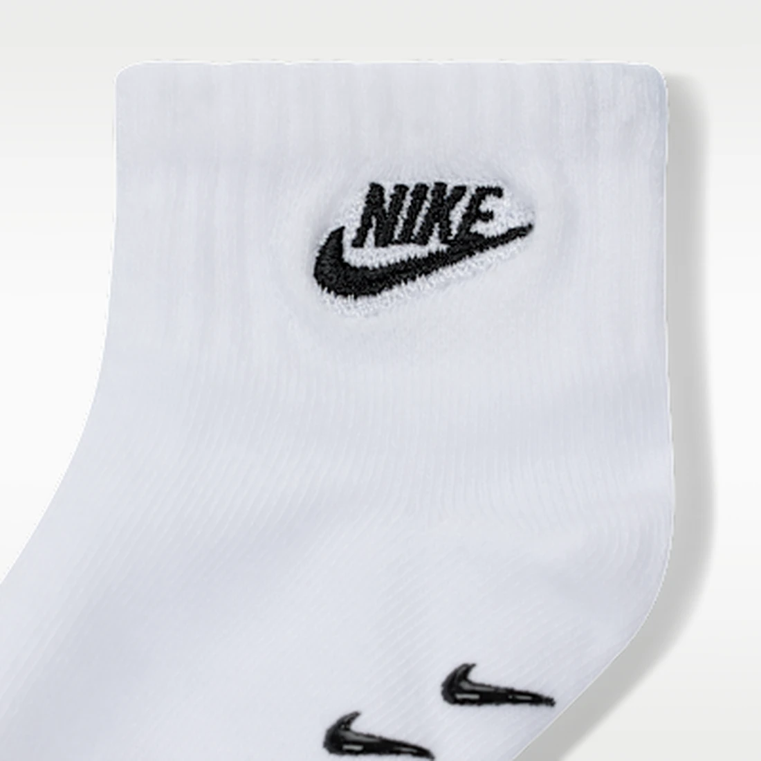 나이키 베이비 로고 그리퍼 삭스(4켤레) IO6144-100