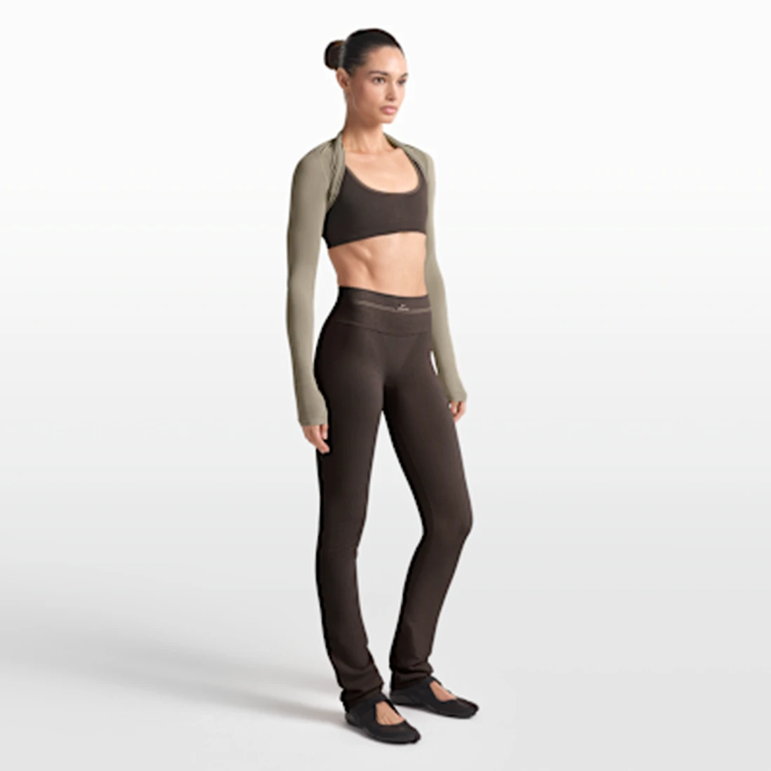 나이키스킴스 골지 심리스 34인치 스트레이트 레깅스 NSKM 피닉스 NSKM 트러플 우먼스 IU8303-249