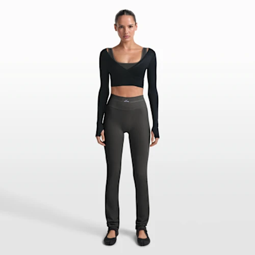 나이키스킴스 골지 심리스 34인치 스트레이트 레깅스 NSKM 옵시디언 NSKM 아머 우먼스