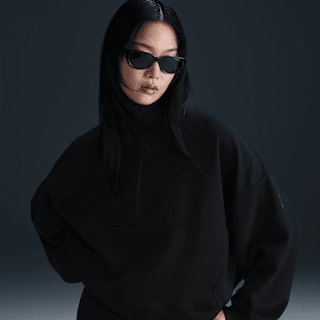 나이키 24.7 임파서블리소프트 여성 드라이 핏 오버사이즈 하프집 탑 HQ8189-010