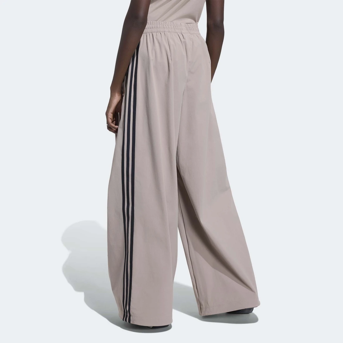 아디다스 아딜레늄 5.0 OG 아딜레늄 플리티드 트랙 팬츠 초키 브라운 - KR 사이즈 우먼스 KY5186