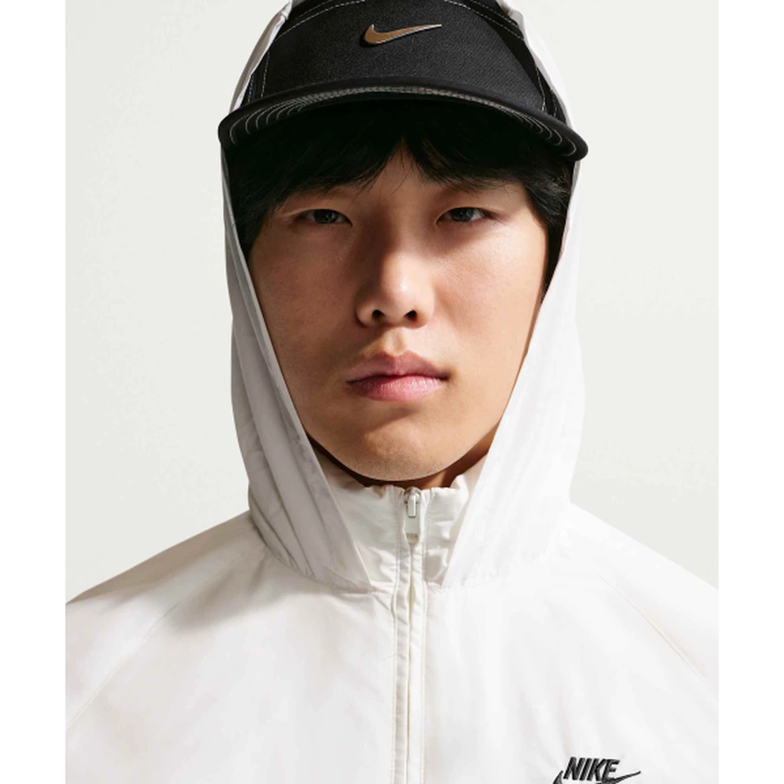 나이키 윈드러너 경량 하프집 재킷 M 세일 블랙 IF3391-133