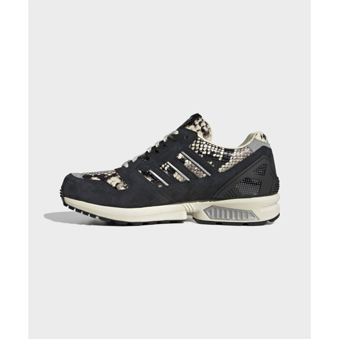 아디다스 ZX 8000 코어 블랙 크림 화이트 KI1383