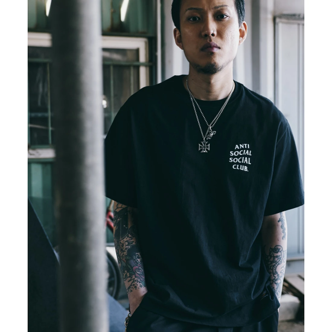 디키즈 X ASSC 로고 티셔츠 블랙 ASSCDKSS01BK