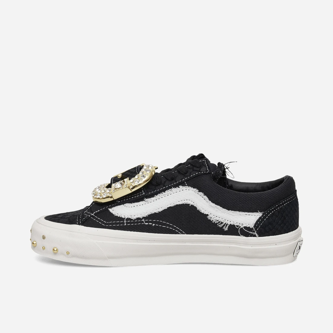 반스 MetaGirl Premium Old Skool 36 Sneakers Black / White VN000ZAZHAB1