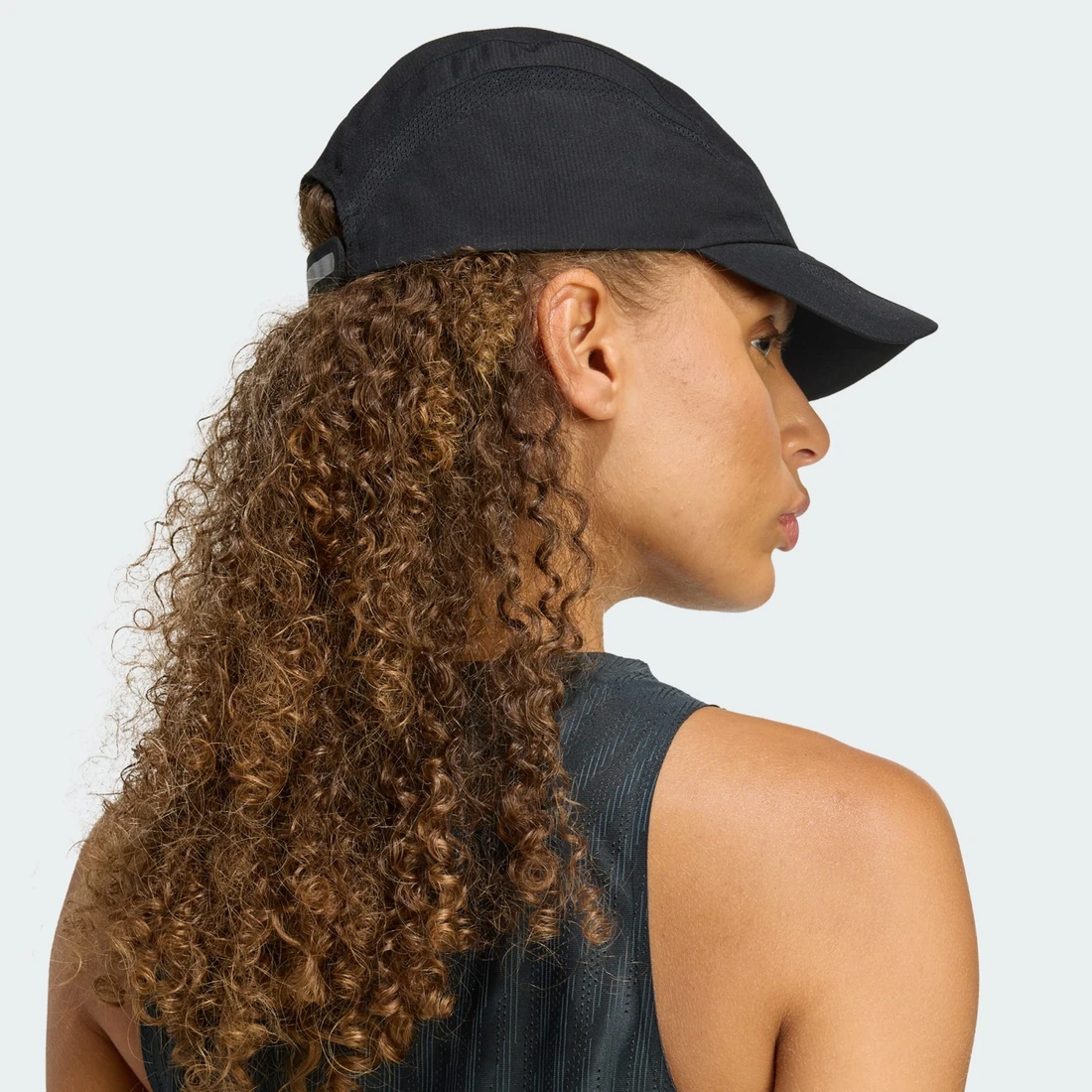 아디다스 러닝 X 아디제로 라이트웨이트 클라이마쿨 캡 블랙 리플렉티브 실버 JD1160