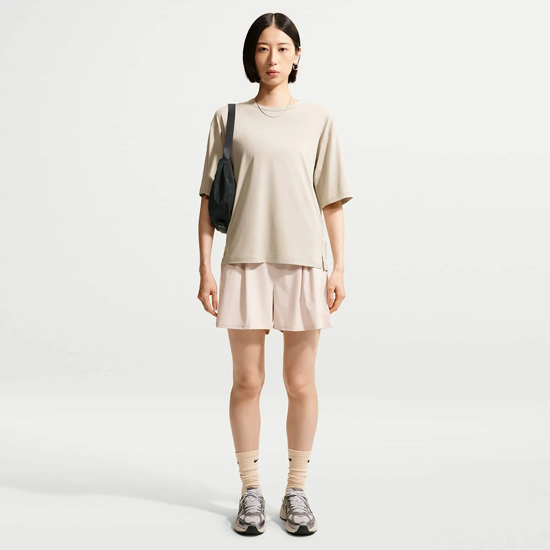 나이키 24.7 임파서블리소프트 라이트 드라이 핏 반소매 티셔츠 W 크림 II 칼리지 그레이 IQ9333-236