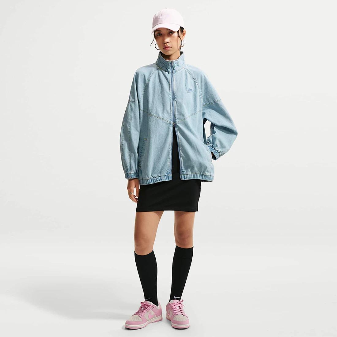 나이키 윈드러너 오버사이즈 데님 재킷 W 라이트 아머리 블루 워크 블루 IV4962-440