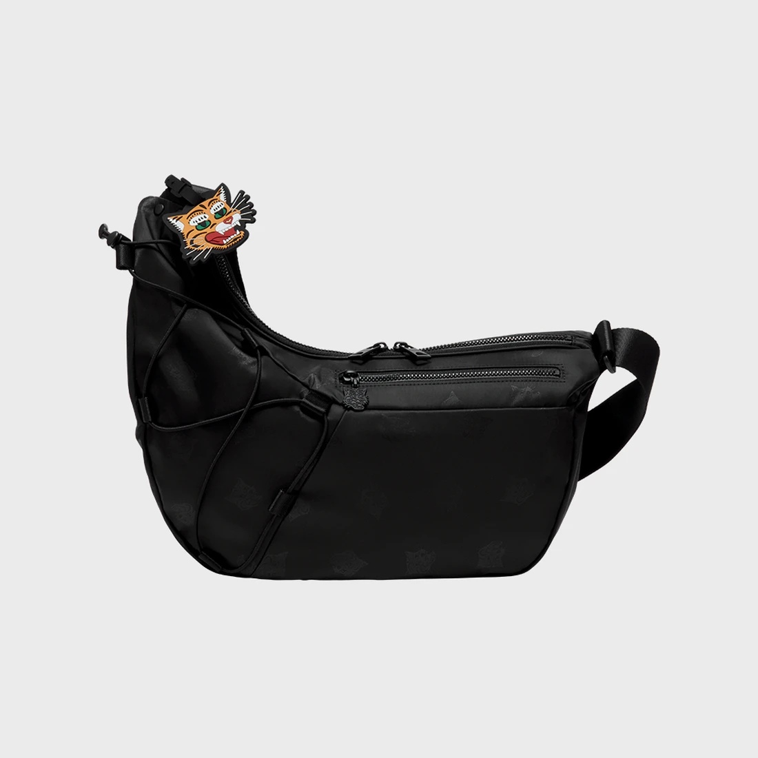 오니츠카 타이거 프린트 메신저백 3183B332-001