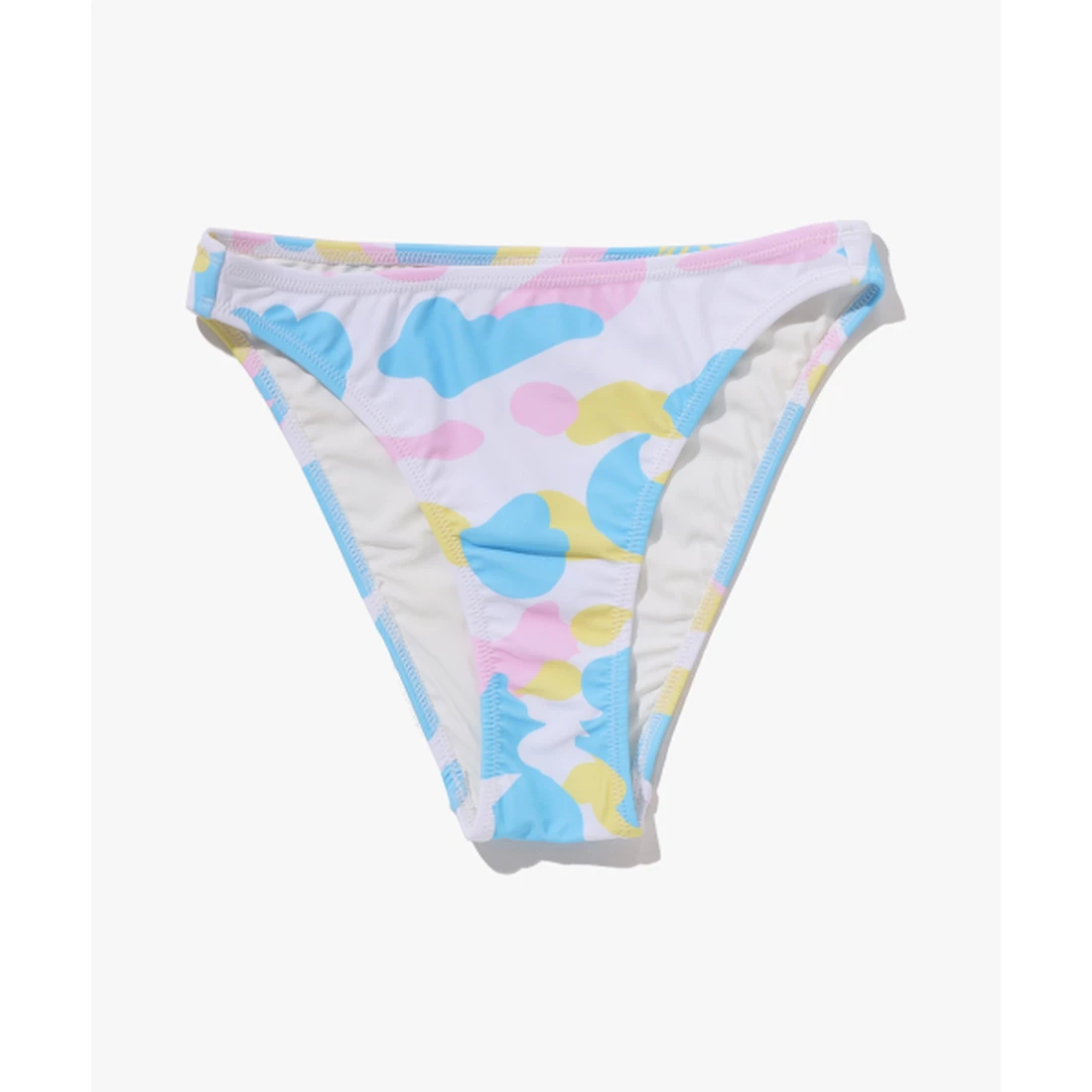 베이프 뉴 멀티 카모 수영복 W 화이트 001GDM302301WHT