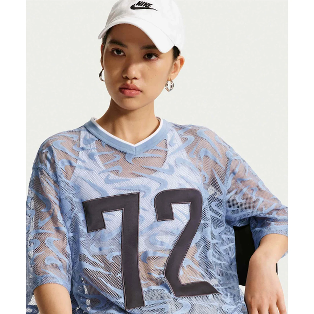 나이키 스포츠웨어 칠 레이스 오버사이즈 저지 W 워크 블루 그리드아이언 화이트 IM8388-486