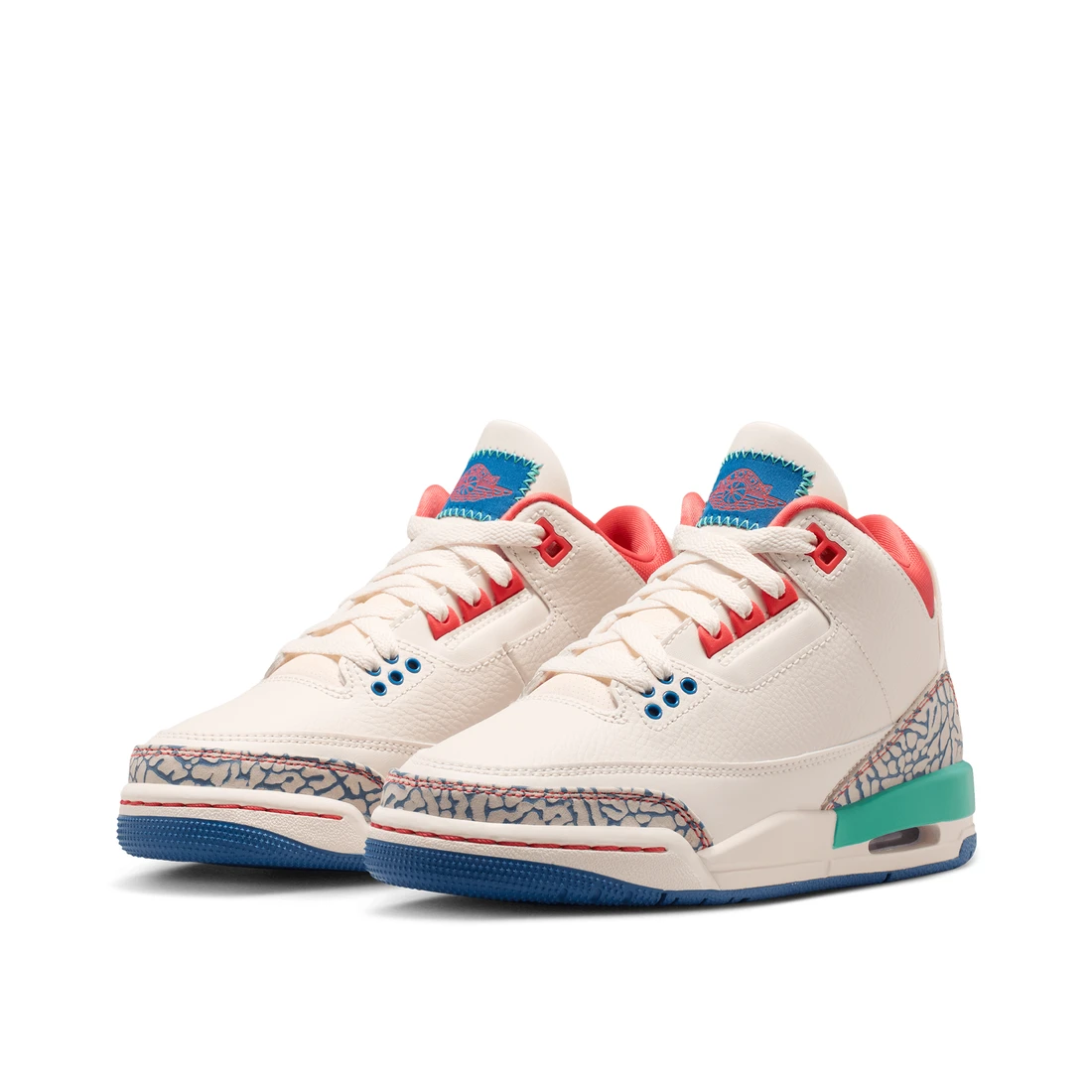 조던 AIR JORDAN 3 RETRO (GS) IO2076-100