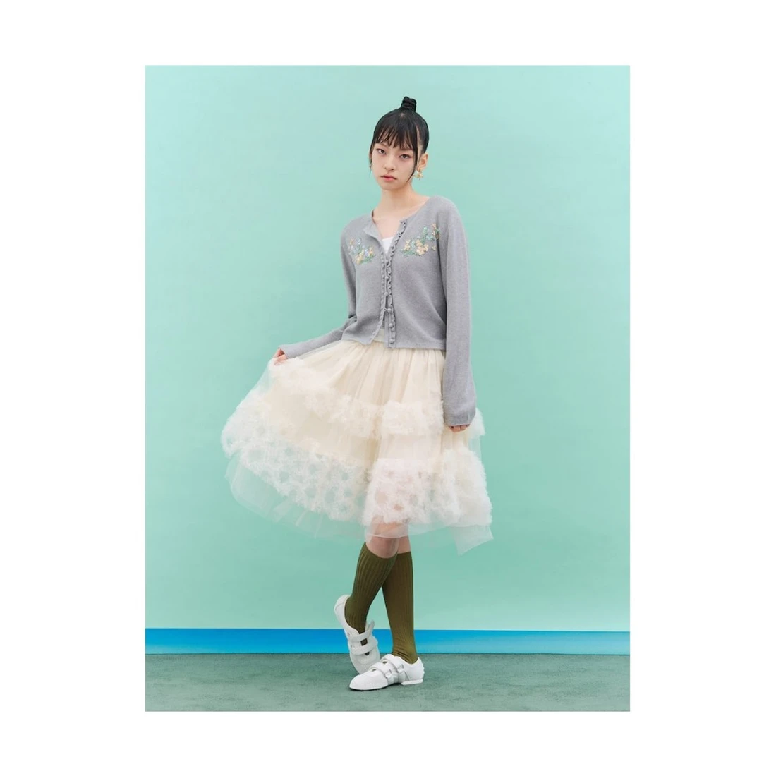 민주킴 미디기장 러플 샤스커트 아이보리 356827SX70