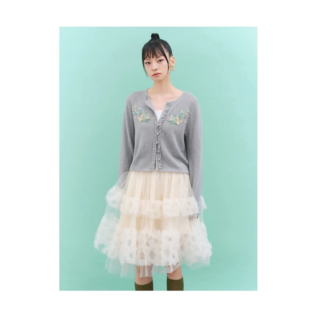 민주킴 미디기장 러플 샤스커트 아이보리 356827SX70