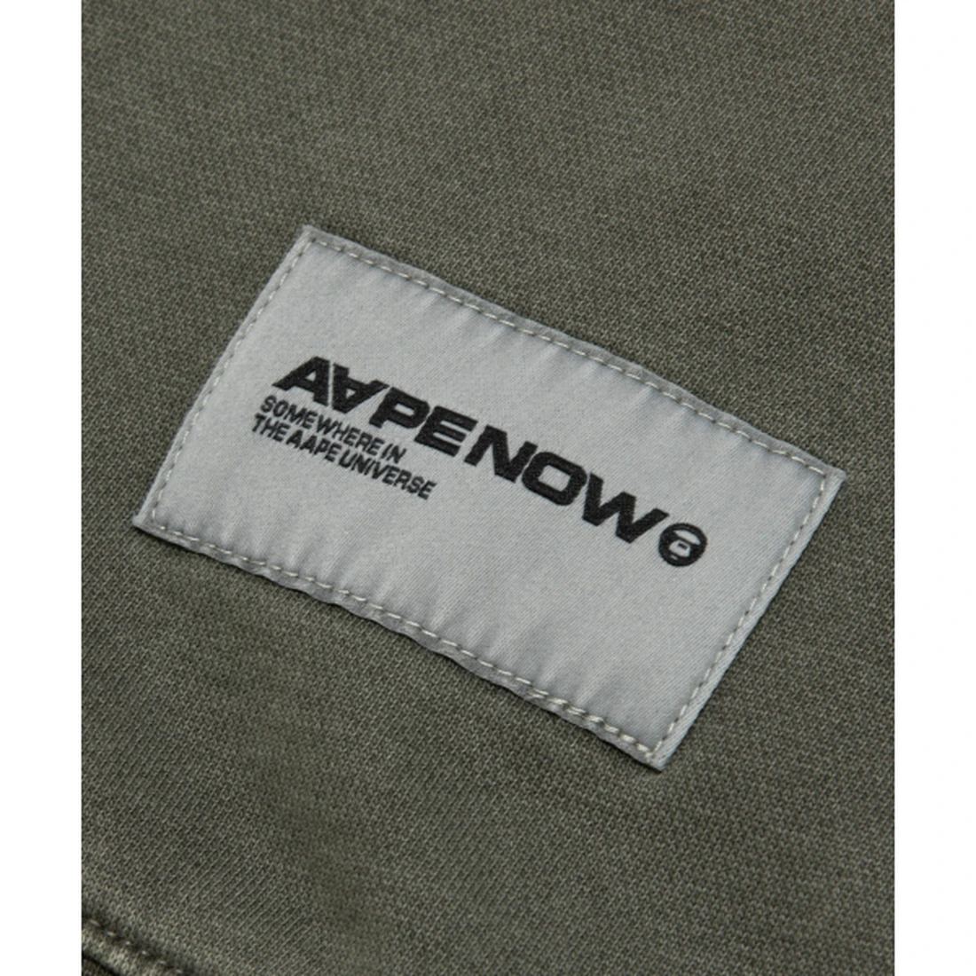 에이프 AAPENOW 라운드 로고 워싱 플리스 맨투맨 AAPSWMC350XXPKHE