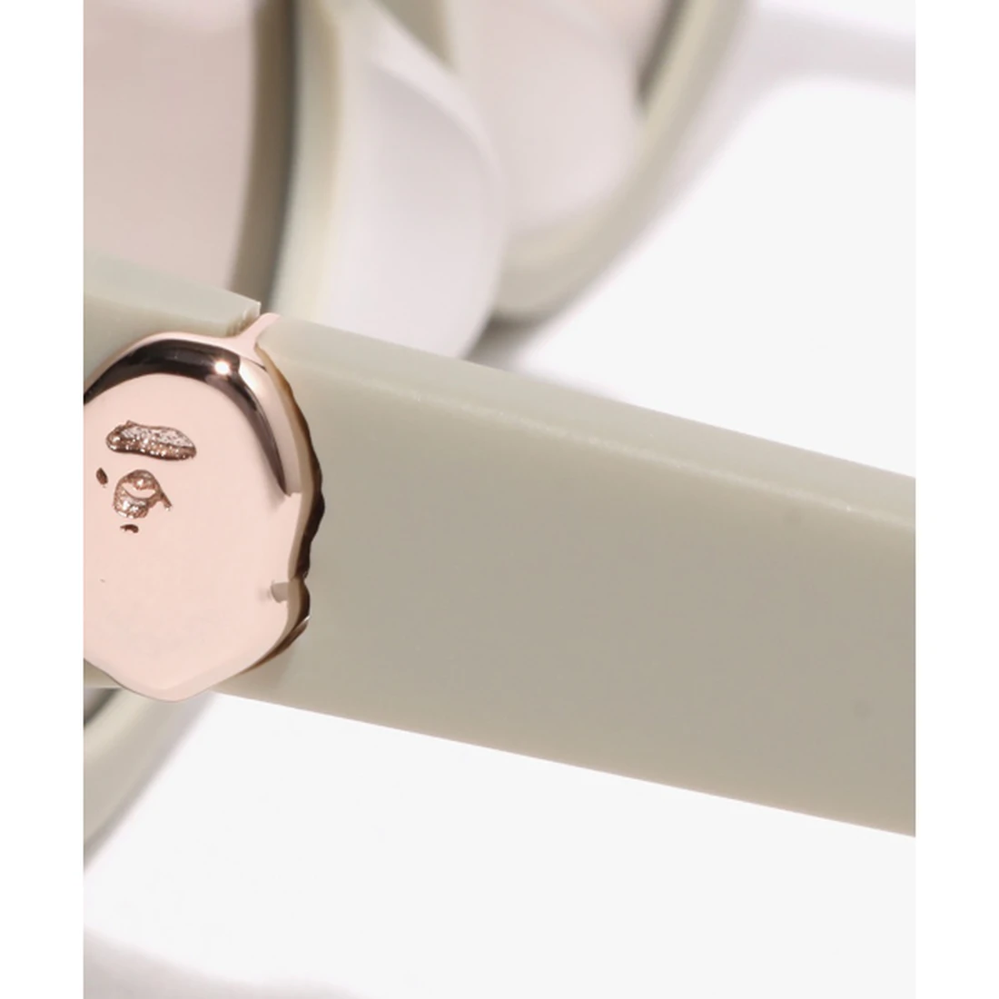 베이프 선글라스 #34 BEIGE 001GLM201347MBEI