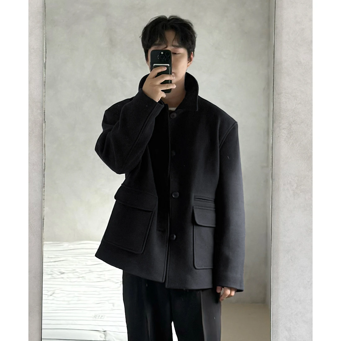 오정규 x 커스텀어클락 울 세미 오버핏 하프 코트 차콜 COOSCT027CHARCOAL