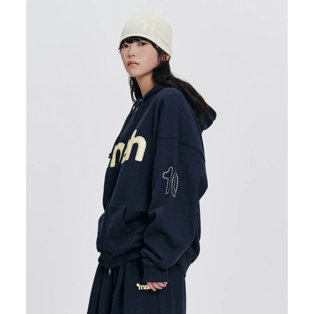 마하그리드 MAH 로고 롤 비니 아이보리 MG2GFMAB38AIV