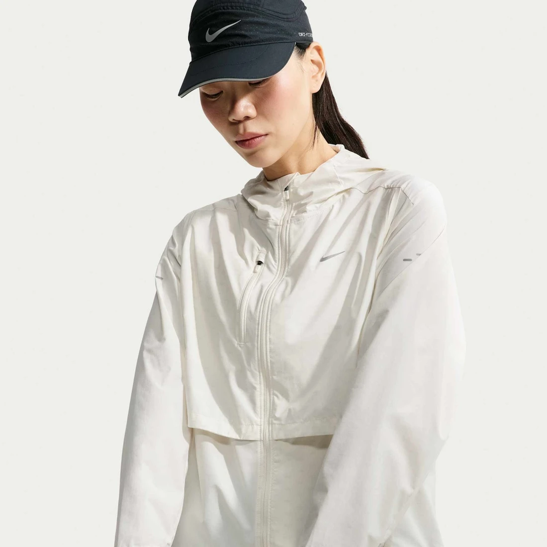 나이키 스위프트 스톰 핏 러닝 재킷 W 세일 IH8142-133