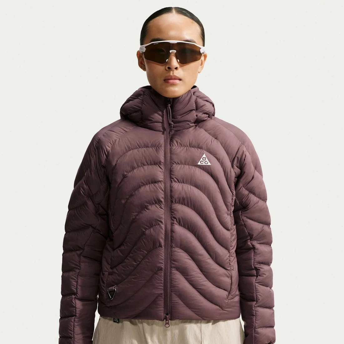 나이키 ACG 라바 플로우 써마 핏 ADV 후드 재킷 W 타투 서밋 화이트 IR2243-536