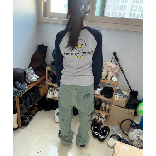 안녕자두야X탄산 앉은 꼬꼬 롱슬리브 (그레이/네이비)