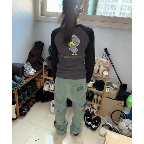 안녕자두야X탄산 윙크 꼬꼬 롱슬리브 (차콜)