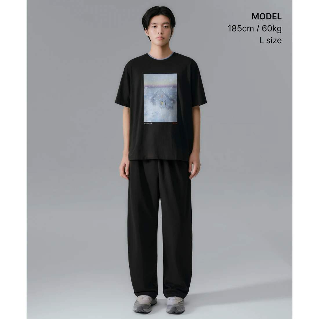 넷플릭스 x 무신사 스탠다드 폭싹 속았수다 티셔츠 블랙 MMFTSAB83-BK 이미지 2