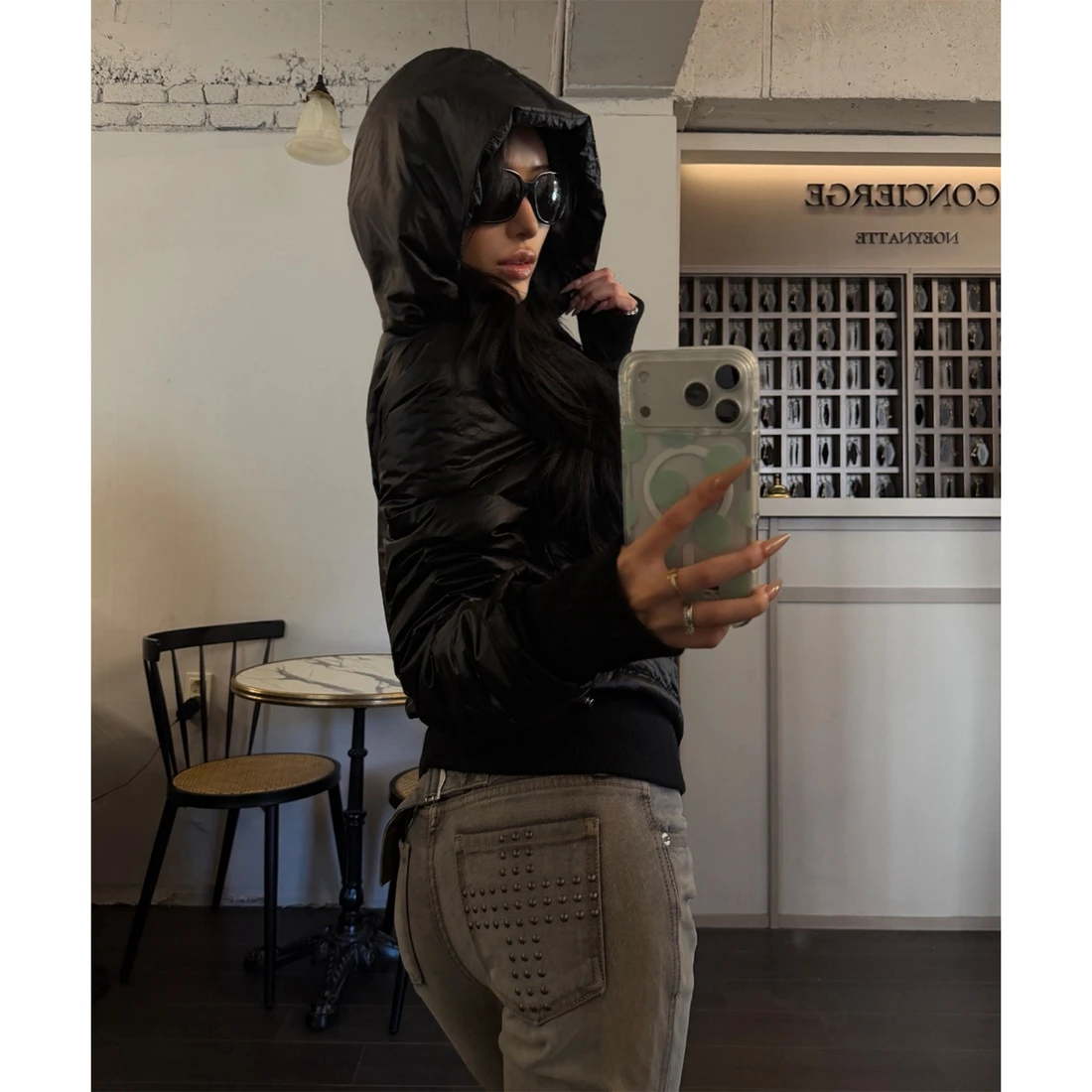 2000아카이브스 애프터글로우 패딩 점퍼 블랙 2A26D4OT02BK 이미지 3