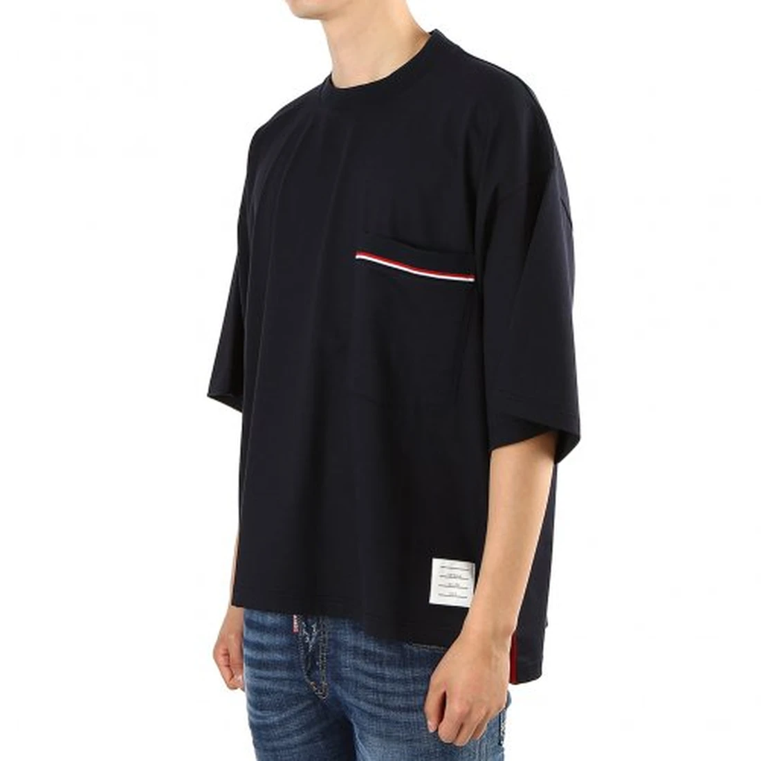 톰 브라운 오버사이즈 포켓 남자 반팔티셔츠 MJS099A01454415 이미지 2