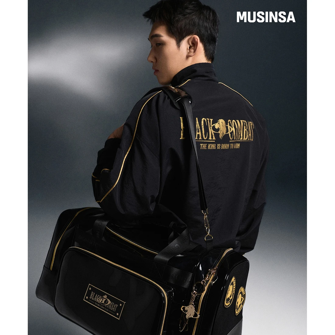 본투윈 x 블랙컴뱃 더플 백 블랙 BH4UBA475BK 이미지 2