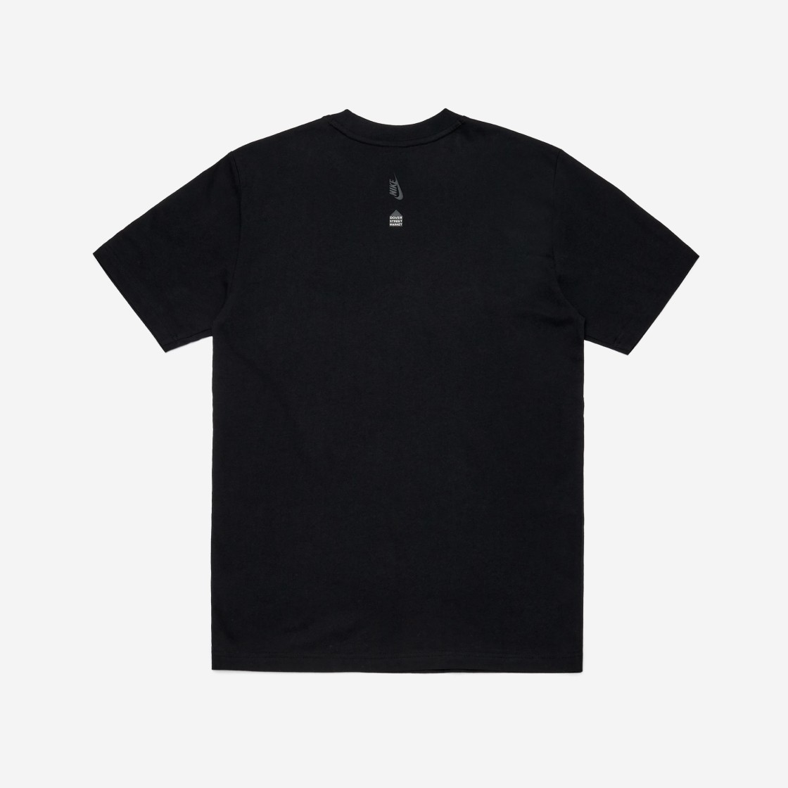 나이키 x 도버 스트리트 마켓 M NRG A4 온 더 런 어게인 티셔츠 블랙 AT1773-010
